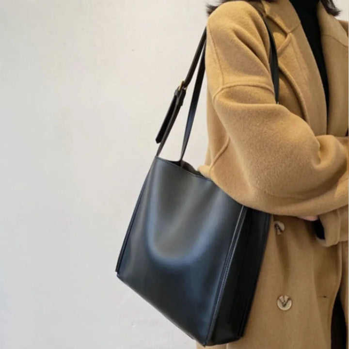 SAC À MAIN AU LOOK RÉTRO CHIC - RAMONA